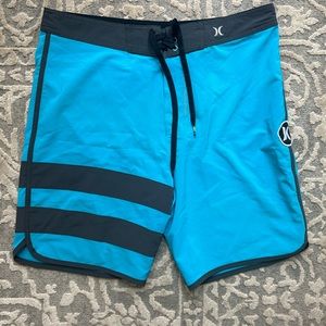 Hurley swim trunks size 31